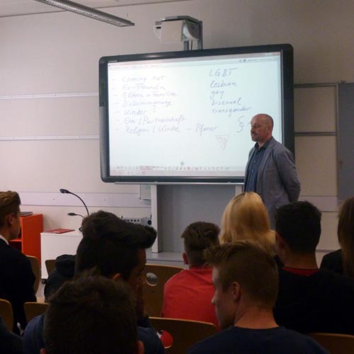 Prof. Dr. Andreas Roser: Prof Andreas Roser – FDOMF
